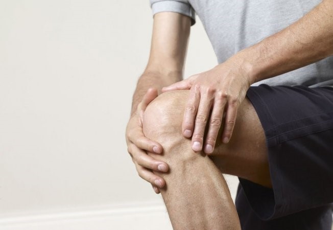 Що таке остеоартроз колінного суглоба, його причини розвитку, симптоматика на ранніх стадіях, особливості діагностики на ранніх стадіях? Чому так багато ендопротезування при остеоартрозі колінного суглоба та особливості лікування на ранніх стадіях? Профілактика та прогнози.